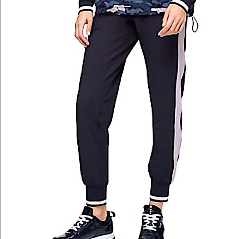 CALVIN KLEIN | Performance Joggers | Size Large
